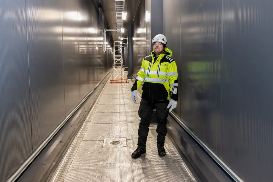 Kaikki B-rakennuksen raitisilmakammiot on toteutettu Metallc-bitumikermillä.